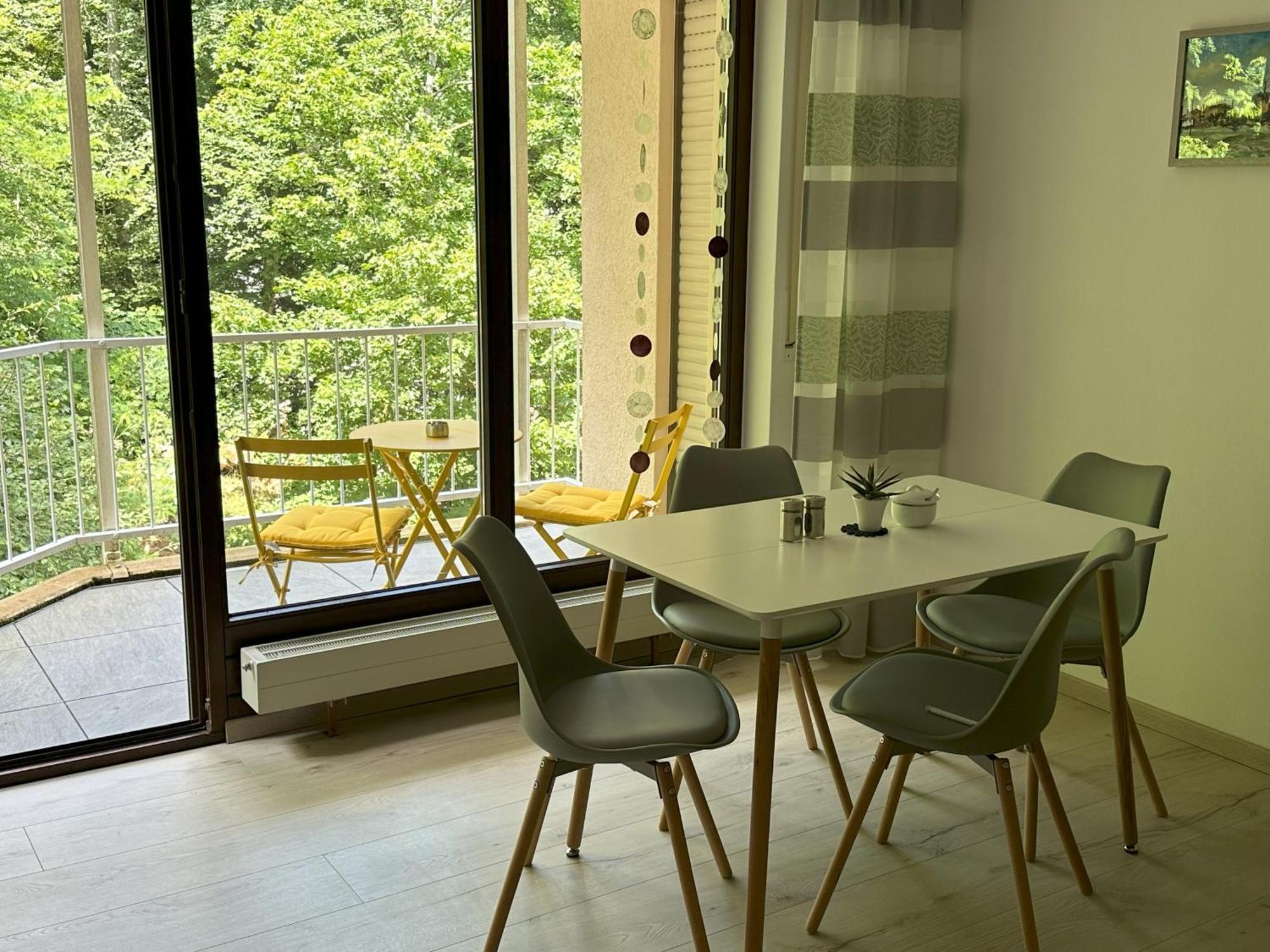 Ferienwohnung Buehler-Kurparkresidenz Бад-Бергцаберн Экстерьер фото